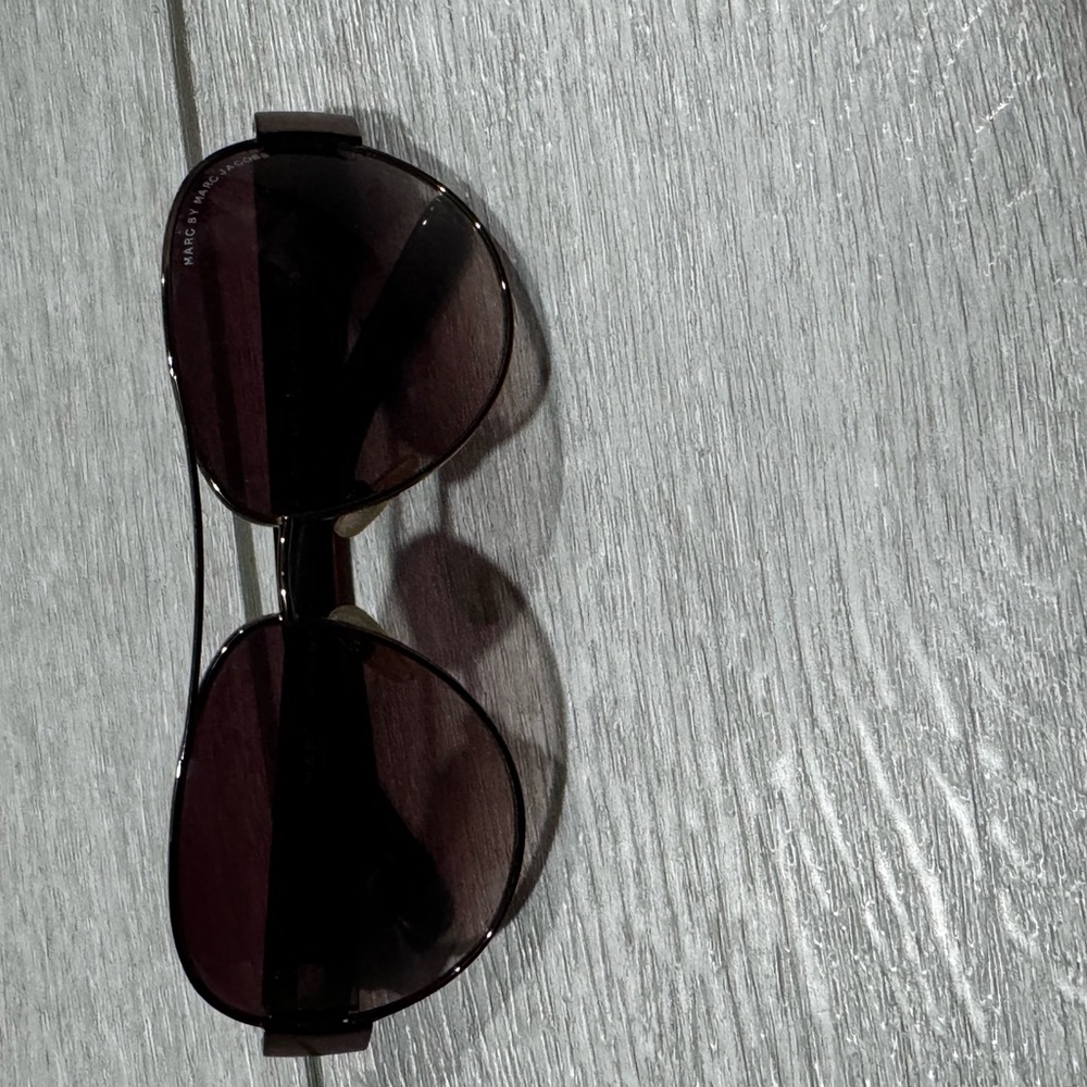 Marc Jacobs Aviators Mint Condition - image 1